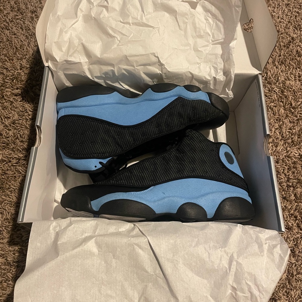 Jordan 13 university blue